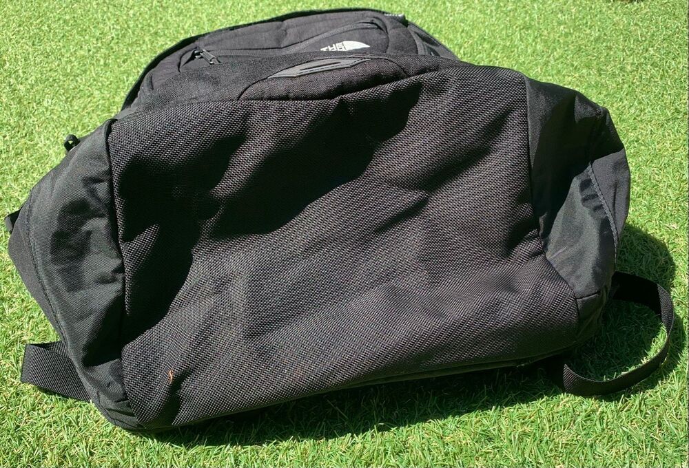 THE NORTH FACE Router Transit black School Work HIKE DAY Backpack Bag - Picture 7 of 12